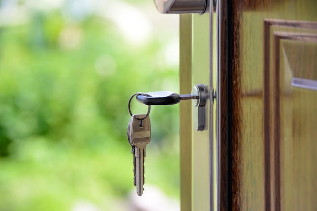 keys in open front door